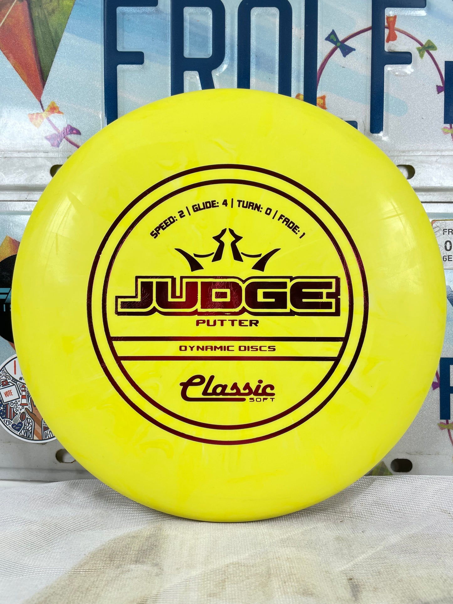 Dynamic Discs Judge Classic Soft Yellow 173g Putter