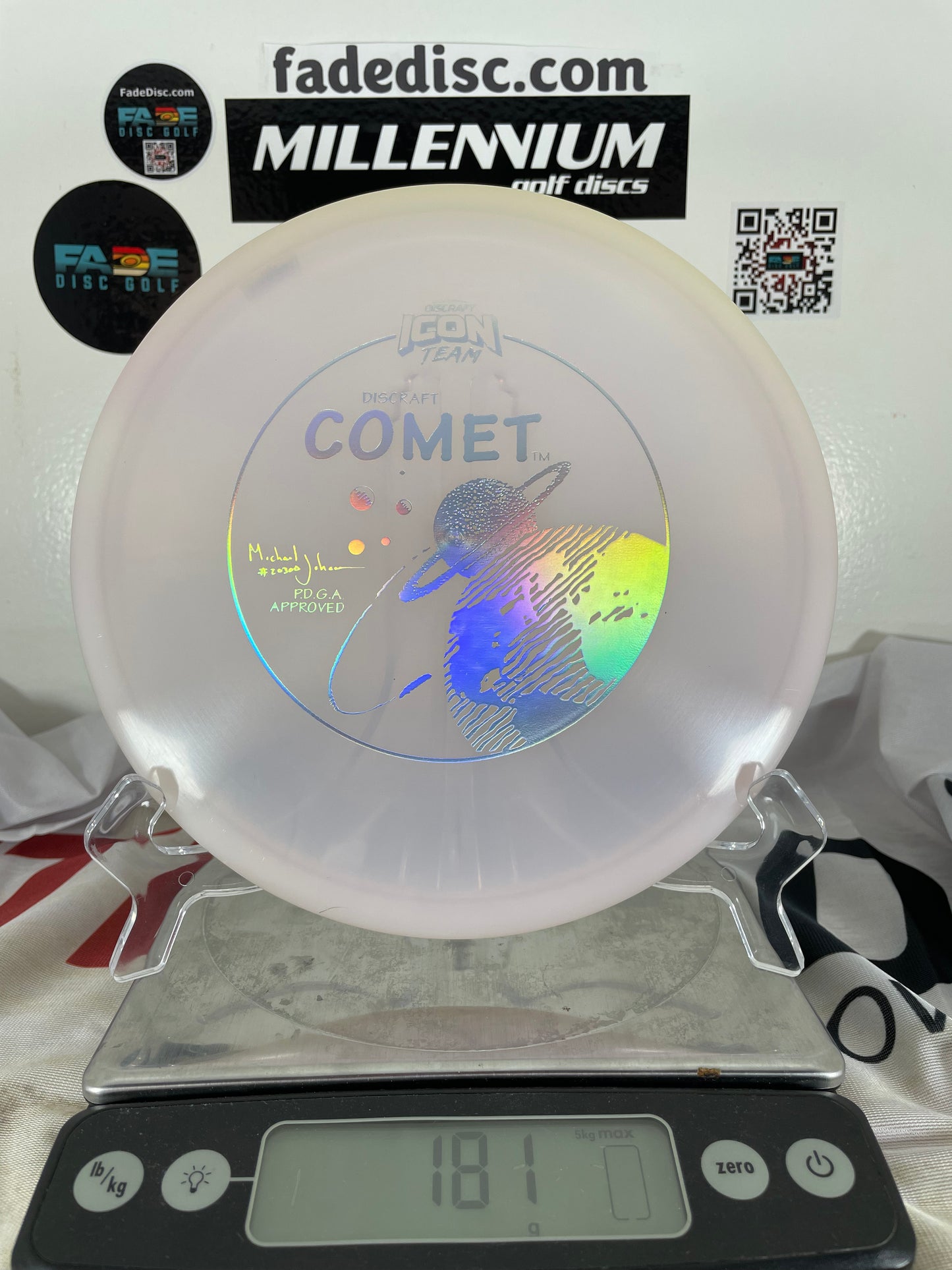 Discraft Comet Ultraviolet Z Pink-Purple w/ Silver Foil 181g Midrange