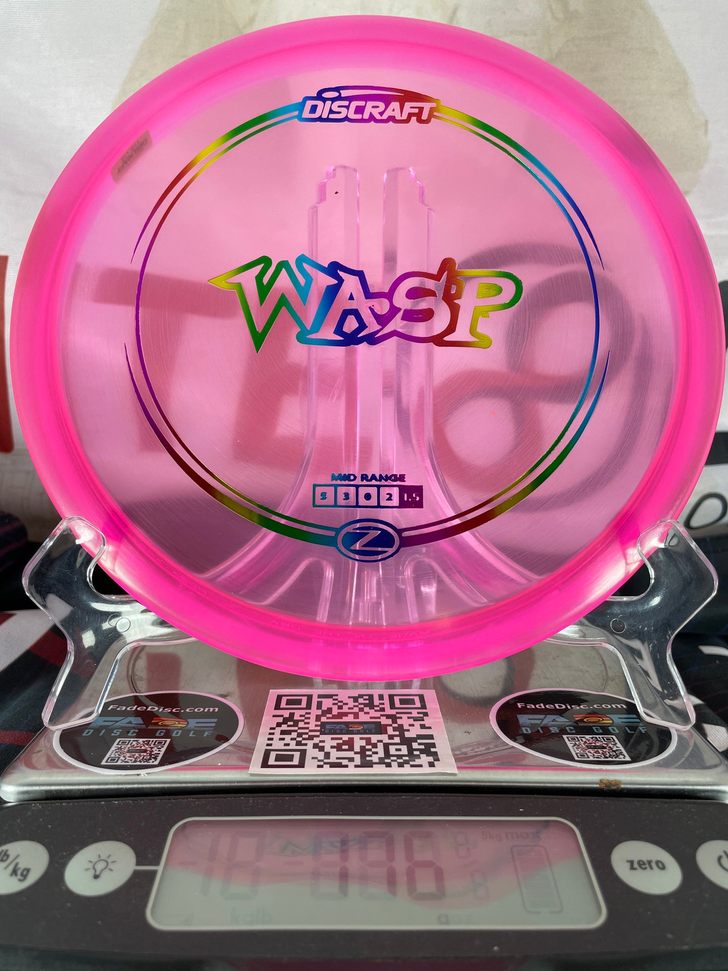 Discraft Wasp Z Line Pink w/ Rainbow Foil 176g Midrange